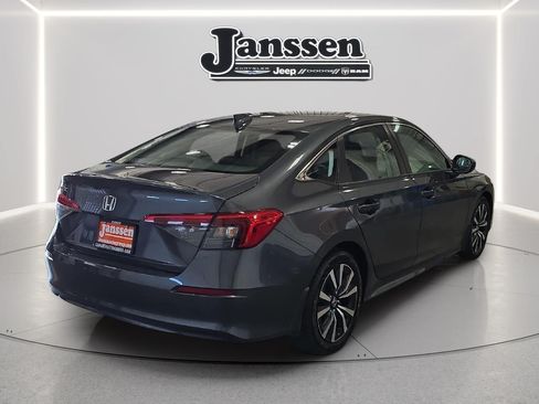 Used 2023 Honda Civic EX image 5