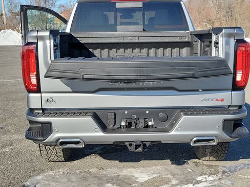 Certified 2025 GMC Sierra 1500 AT4 w/ AT4 Premium Package image 31