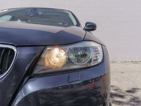 Used 2010 BMW 328i xDrive Sedan AWD/4WD image 11