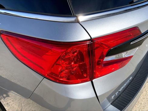 Used 2024 Honda Odyssey EX-L image 26