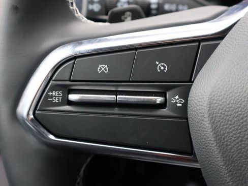 New 2026 Chevrolet Equinox EV LT image 15