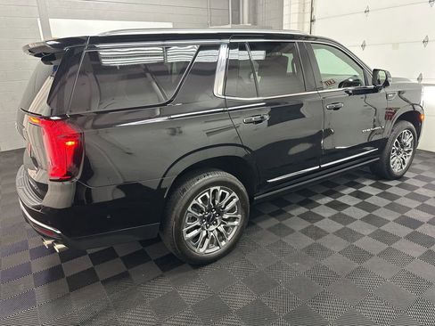 Used 2024 GMC Yukon Denali Ultimate AWD/4WD image 10