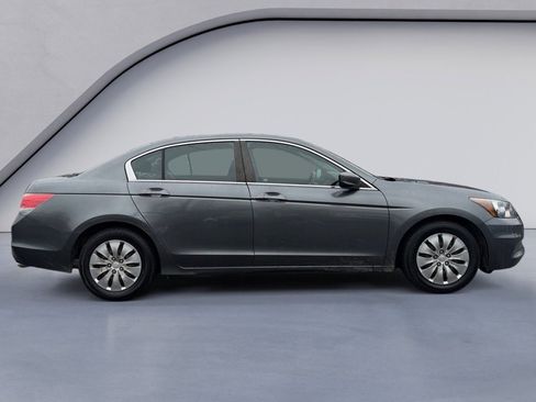 Used 2011 Honda Accord LX image 6