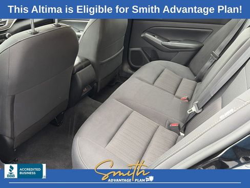 Used 2024 Nissan Altima 2.5 SV image 12