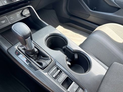 Used 2025 Honda Civic Sport image 22