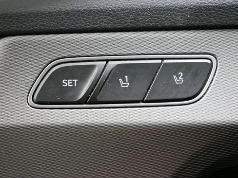 Used 2021 Hyundai Palisade SEL w/ Premium Package image 33