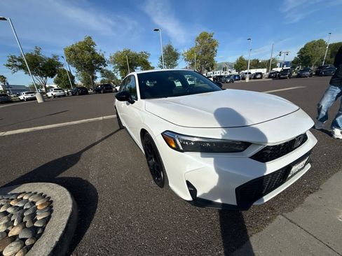 Used 2026 Honda Civic Sport image 3