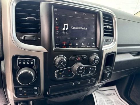 Used 2019 RAM 1500 Big Horn AWD/4WD image 18