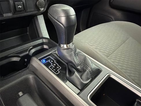 Used 2022 Toyota Tacoma SR5 image 30