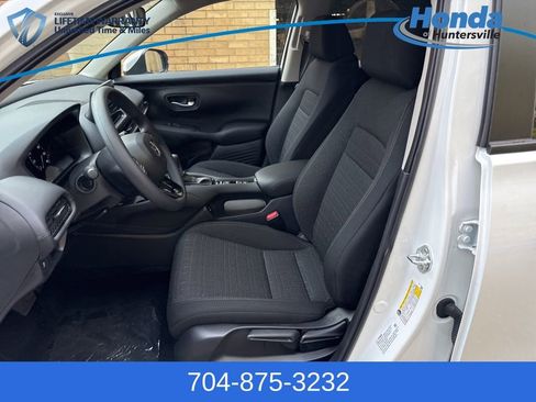 New 2026 Honda HR-V LX image 19