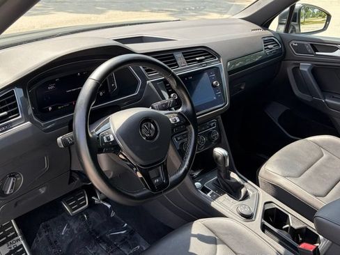 Used 2020 Volkswagen Tiguan SEL Premium R-Line AWD/4WD image 11