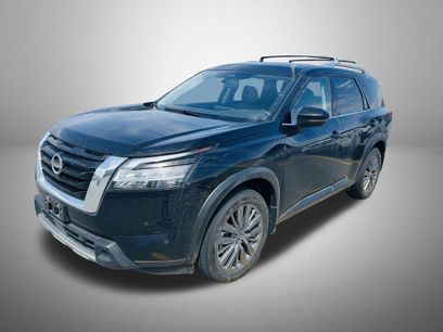 Used 2023 Nissan Pathfinder SL w/ SL Premium Package