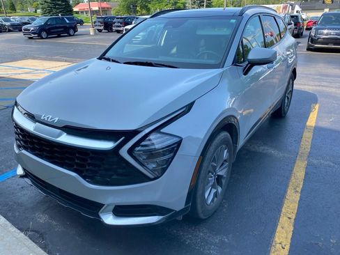 Used 2024 Kia Sportage SX FWD image 3