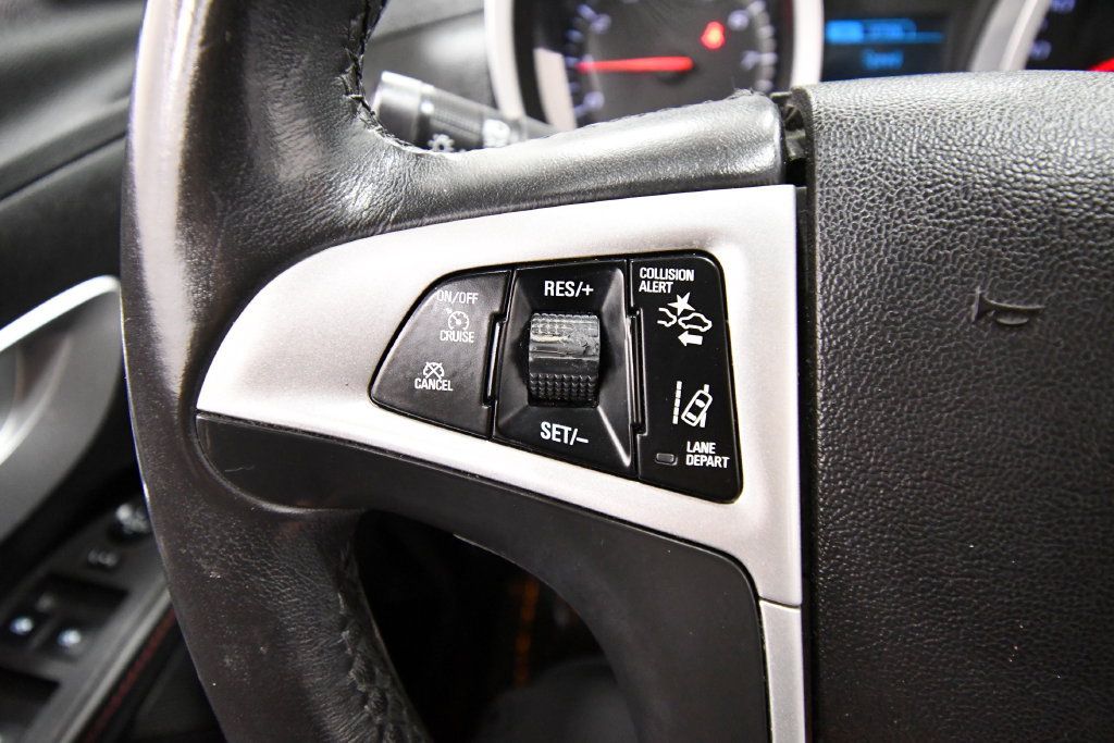Used 2015 Chevrolet Equinox LTZ AWD/4WD image 18