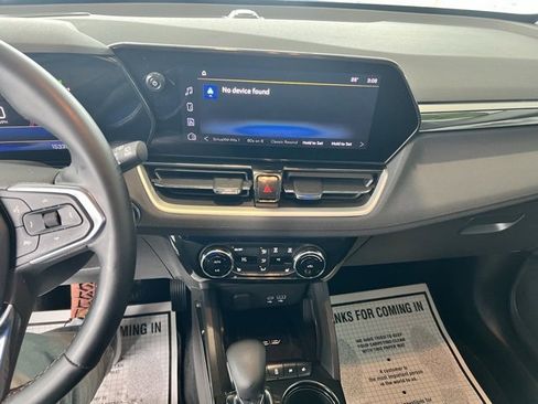 Used 2025 Chevrolet TrailBlazer LT w/ Convenience Package image 14