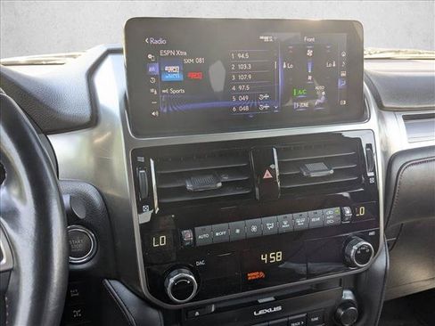 Used 2023 Lexus GX 460 Premium w/ Premium Package AWD/4WD image 12