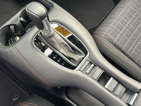 Used 2024 Honda HR-V Sport image 21