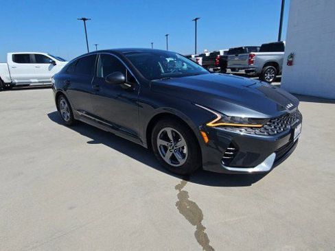 Used 2023 Kia K5 LXS FWD image 2