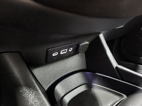 Used 2023 Chevrolet Malibu LS FWD image 9