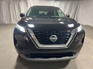 Used 2023 Nissan Rogue S video 2