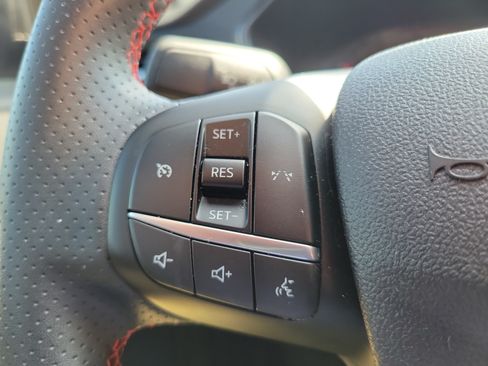 Used 2024 Ford Escape ST-Line FWD image 19