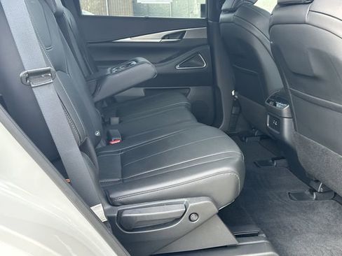 Used 2025 INFINITI QX60 Luxe w/ Black Edition AWD/4WD image 16