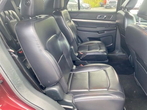 Used 2019 Ford Explorer XLT w/ Equipment Group 202A image 26