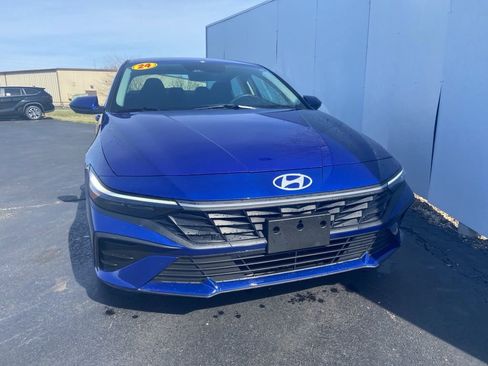 Used 2024 Hyundai Elantra SEL image 9