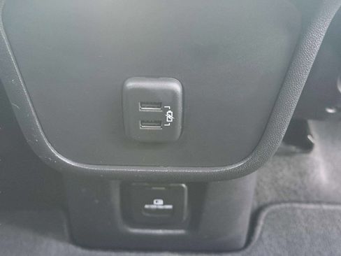 Used 2019 GMC Terrain SLT image 25