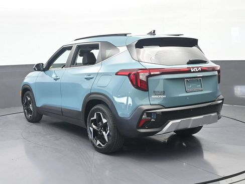 Used 2025 Kia Seltos EX w/ EX Sunroof Package FWD image 4