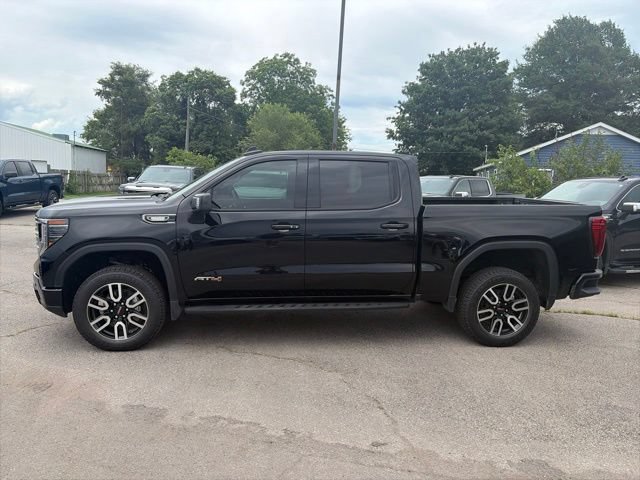Used 2023 GMC Sierra 1500 AT4 w/ Technology Package AWD/4WD image 3