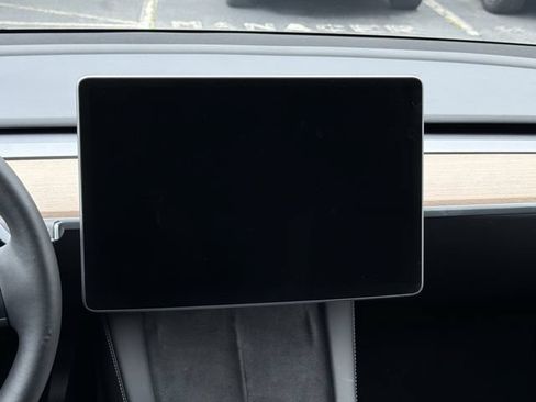Used 2023 Tesla Model Y AWD image 14
