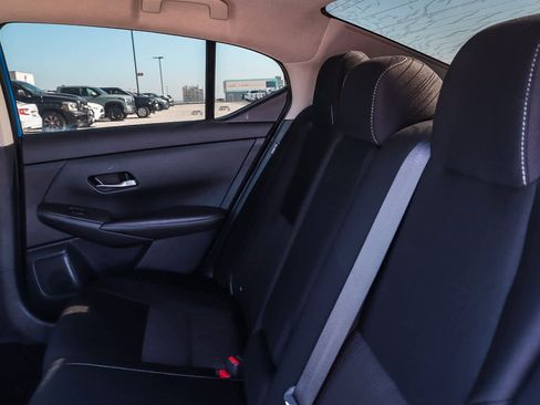 Used 2022 Nissan Sentra SV w/ All-Weather Package image 19