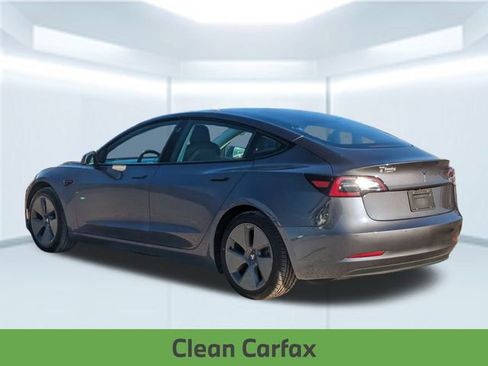 Used 2021 Tesla Model 3 Standard Range Plus image 4