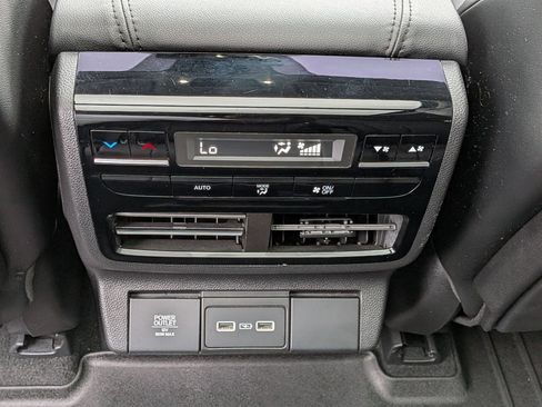 Used 2022 Acura MDX SH-AWD image 31