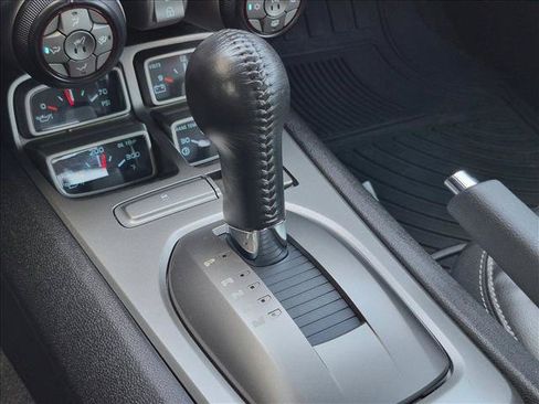 Used 2010 Chevrolet Camaro SS w/ RS Package RWD image 12