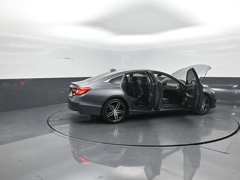 Used 2021 Honda Accord Touring image 37