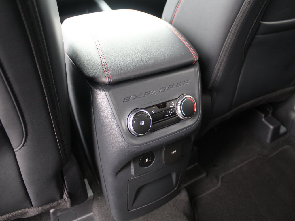 Used 2026 Ford Explorer ST-Line AWD/4WD image 11