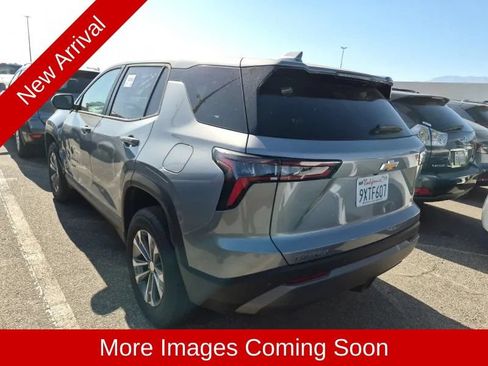Used 2026 Chevrolet Equinox LT FWD image 5