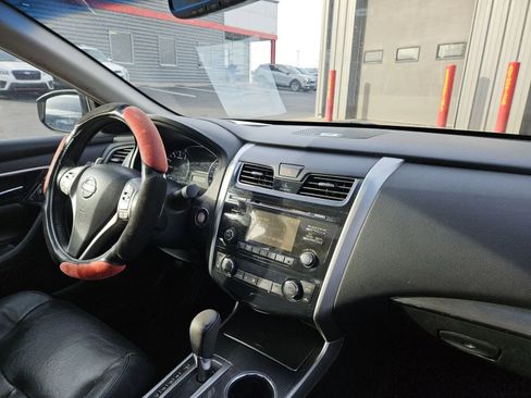 Used 2013 Nissan Altima 3.5 SL image 13
