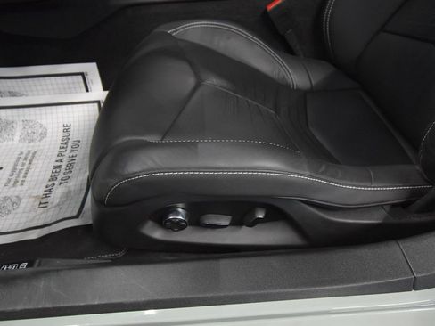 Used 2024 Chevrolet Corvette Stingray Preferred Cpe w/ Battery Protection Package image 6