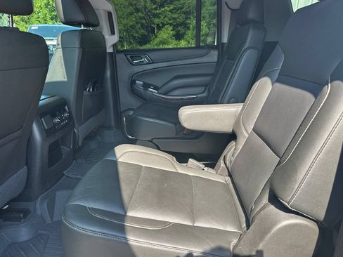 Used 2019 GMC Yukon XL SLT w/ Premium Edition RWD image 21