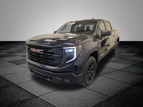 Used 2024 GMC Sierra 1500 Elevation AWD/4WD image 3