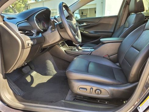 Used 2022 Chevrolet Malibu Premier image 11