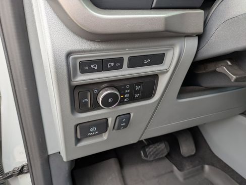 Certified 2024 Ford F150 XLT w/ Equipment Group 303A High image 18