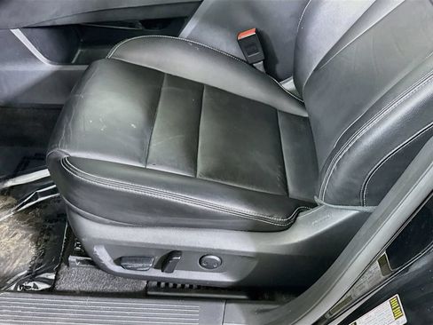 Certified 2024 Nissan Rogue SL FWD image 25