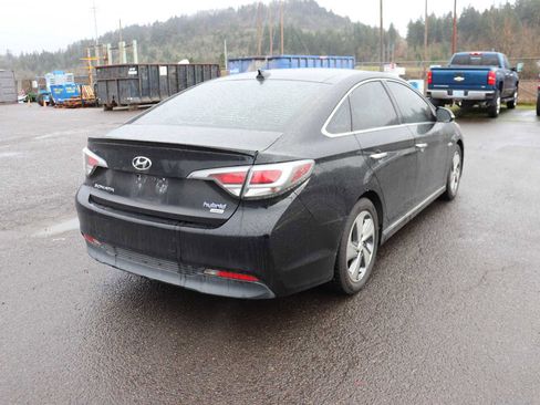 Used 2017 Hyundai Sonata Limited w/ Ultimate Package 02 image 5