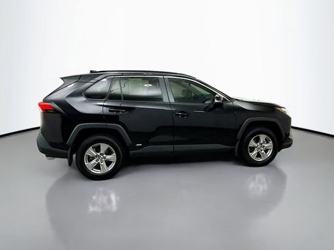 Used 2024 Toyota RAV4 LE image 8