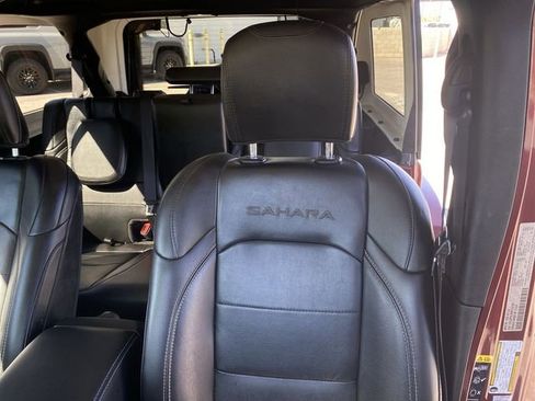 Used 2021 Jeep Wrangler Unlimited Sahara image 23