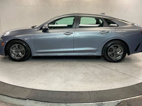 Used 2021 Kia K5 LXS FWD image 2